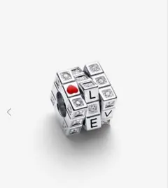 pandora シルバー製ラブハートチャーム