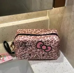 ハローキティ ヒョウ柄 ポーチ サンリオ 大容量