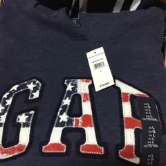【新品】激安GAP パーカー