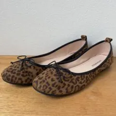 MAlSON BREEZE ラウンドトゥスエード調レオパードパンプス