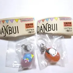 はぴだんぶい　めじるしアクセサリー　ソロキャンプ　ポチャッコ　タキシードサム