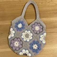 ライトグレー かぎ針編み ブルー 紫 アフリカンフラワー モチーフ トートバッグ