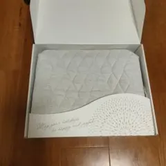 グレー キルティングポーチ リボン付き　HABA