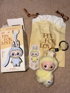 PIN FOR LOVE ラブブ　黄色