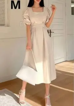 スクエアネック パフスリーブ ワンピース M