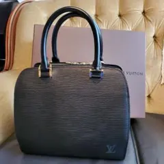 Louis Vuitton 極美品 SV金具 黒 エピ ポンヌフ ハンドバッグ - メルカリ