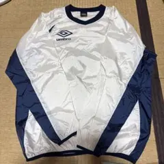 umbro ピステ・ウィンドブレーカー ホワイト/ネイビー