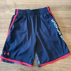 Under Armour ハーフパンツ 黒/赤