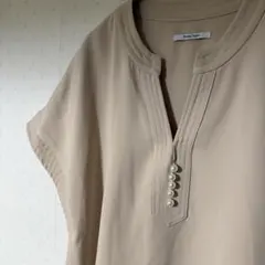 エマタイラー　Emma taylor シャツ　パール付きのサムネイル