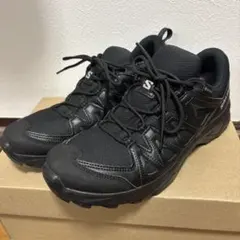 salomon スニーカー