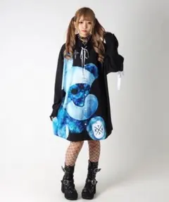 ロ*ン様 【超美品】TRAVAS TOKYO　リボン付きBIGシャツ　ブラックのサムネイル