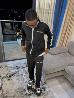 Item thumbnail for item 8f60562b-f3e6-4188-b1ef-9024f4219edc