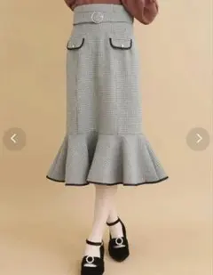 【出品6/8まで】titty&Co. バイカラーパイピングマーメイドスカートのサムネイル