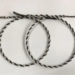 ハンドメイドミサンガ2本セット　アンクレット　ブラック×ラメ入りベージュ