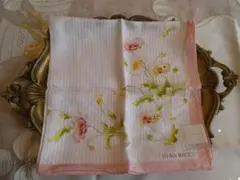 メルカリ便♡NINA RICCI♡花柄　シルク綿　大判ハンカチ