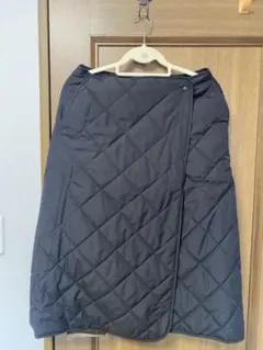 ユニクロ　ウォームイージースカート