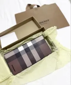 新品未使用 Burberry 長財布 ノバチェック 箱・袋付き