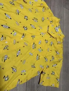 ミニオン柄 シャツ 半袖のサムネイル