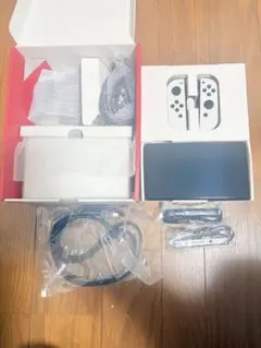 中古品　美品　switch有機el ホワイト　おまけ付き