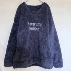 GU ジーユー M ネイビー マシュマロフィール ロゴ刺繍 もこもこトップス