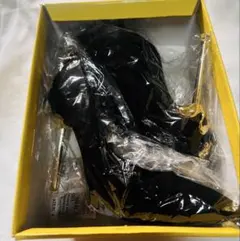 ブラックスエードポインテッドトゥハイヒール