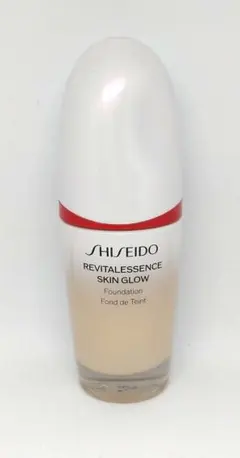 SHISEIDO エッセンススキングロウファンデーション 130