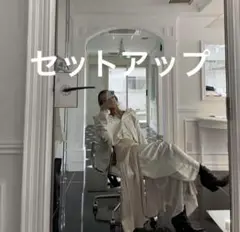 Melt the lady バイカラーサテンシャツ トップス ワイドパンツ