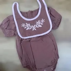 刺繍ロンパース　スタイ付き