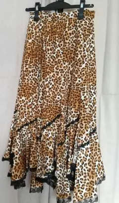 ヒョウ柄フレアスカート 黒レース装飾