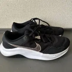 美品Nike ブラック ランニングシューズ24.5㎝