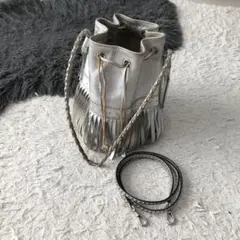 フリンジバッグ