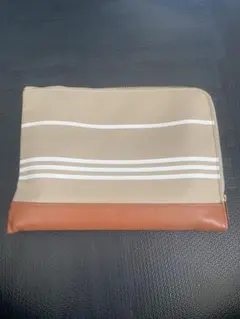 『新品』　クラッチバック