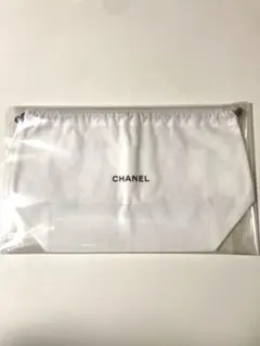 CHANEL ロゴ入り ホワイトポーチ　ブランドノベルティ　小分けポーチ　巾着袋