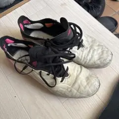 サッカースパイク シューズ