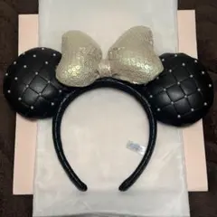 ディズニー　ミニーちゃん　スパンコール　黒　カチューシャ