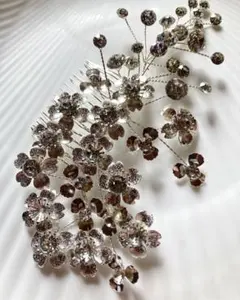 桜の髪飾り　謝恩会　花嫁　振袖ヘア