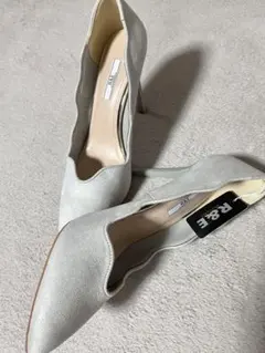 新品未使用！ブルー R&E スカラップ スエードパンプス パステル