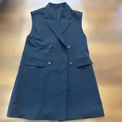 GU 黒ダブルボタン ベスト