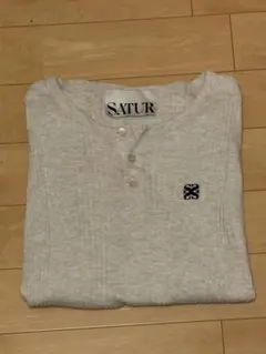 SATUR 希少モデル ヘンリーネック 長袖 韓国限定 LL - メルカリ