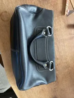 CELINE ブラックレザートートバッグ