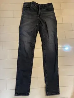 UNIQLO ウルトラストレッチデニム★size28（71cm)