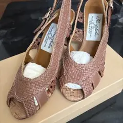 ブラウン 編み込みデザイン サンダル 中ヒール