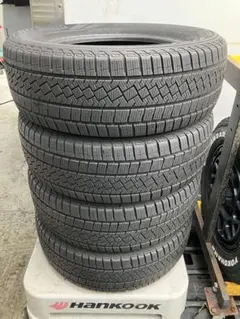 中古バリ溝ピレリスタッドレスセット215/50R17現行インプレッサ、レヴォーグ 中古バリ溝ピレリスタッドレスセット215/50R17現行インプレッサ
