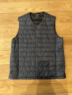 【未使用品】UNIQLO ULTRA LIGHT DOWN ベスト