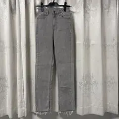 Item thumbnail for item 7ee88670-9cdf-4f25-b61c-25d73ce5bb30