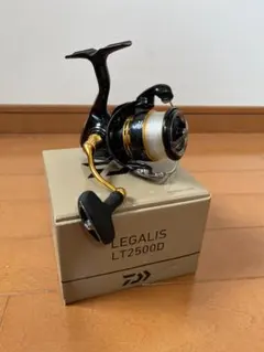 Daiwa LEGALIS LT2500D スピニングリール