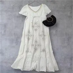 美品 グレースコンチネンタル 刺繍ワンピース アイボリー リゾート風 上品 F