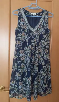 Item thumbnail for item 7b71d8e4-2b90-43b7-9df5-f11543dcc9e4