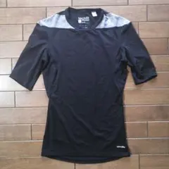アディダス　サッカーインナーシャツ　Lサイズ