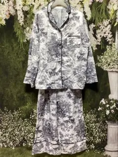 SNIDEL HOME トワルドゥジュイシャツ　パジャマ　オフホワイトのサムネイル